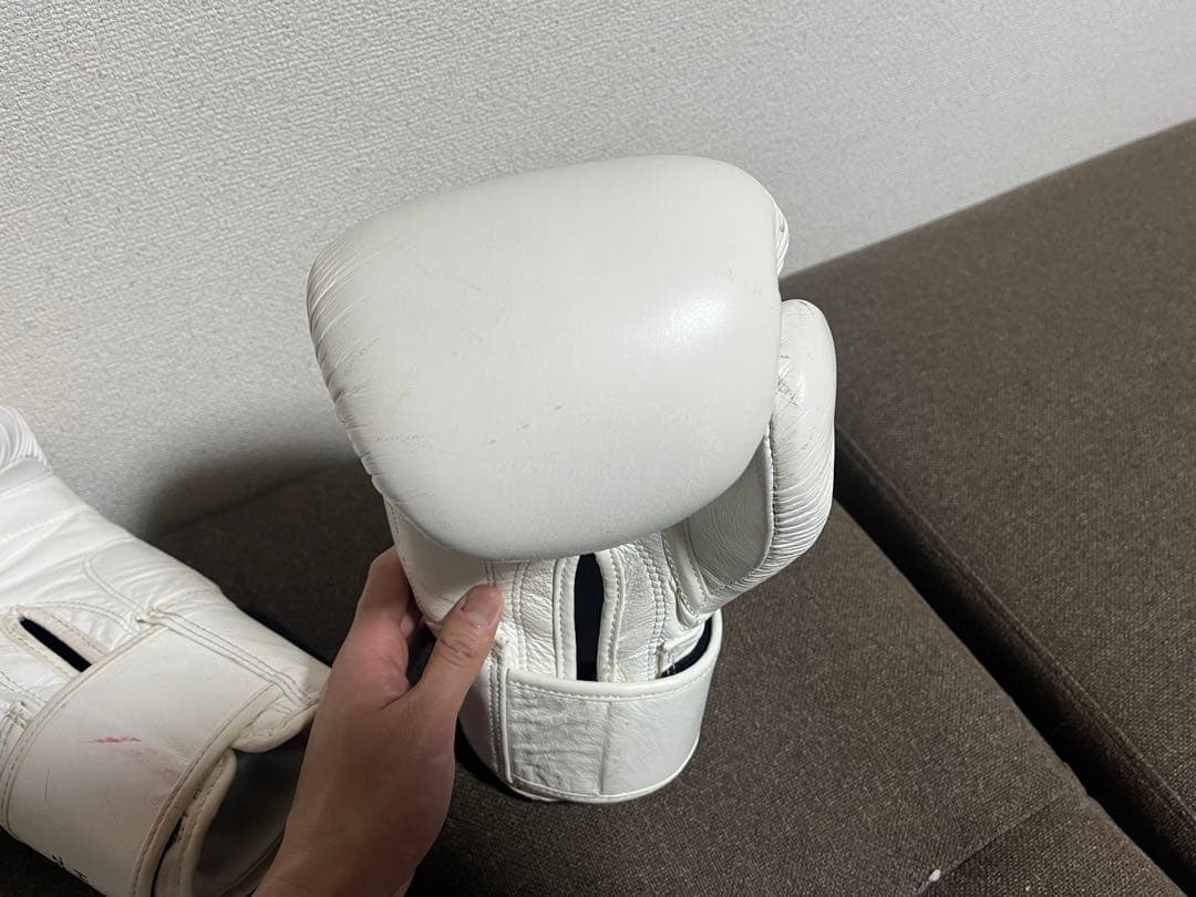 中古　WINDY ボクシンググローブ 14 oz. BGVH ホワイト