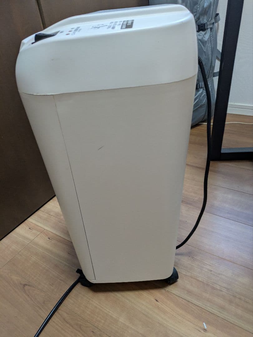 IRIS OHYAMA 家庭用シュレッダー ホワイト OF12M