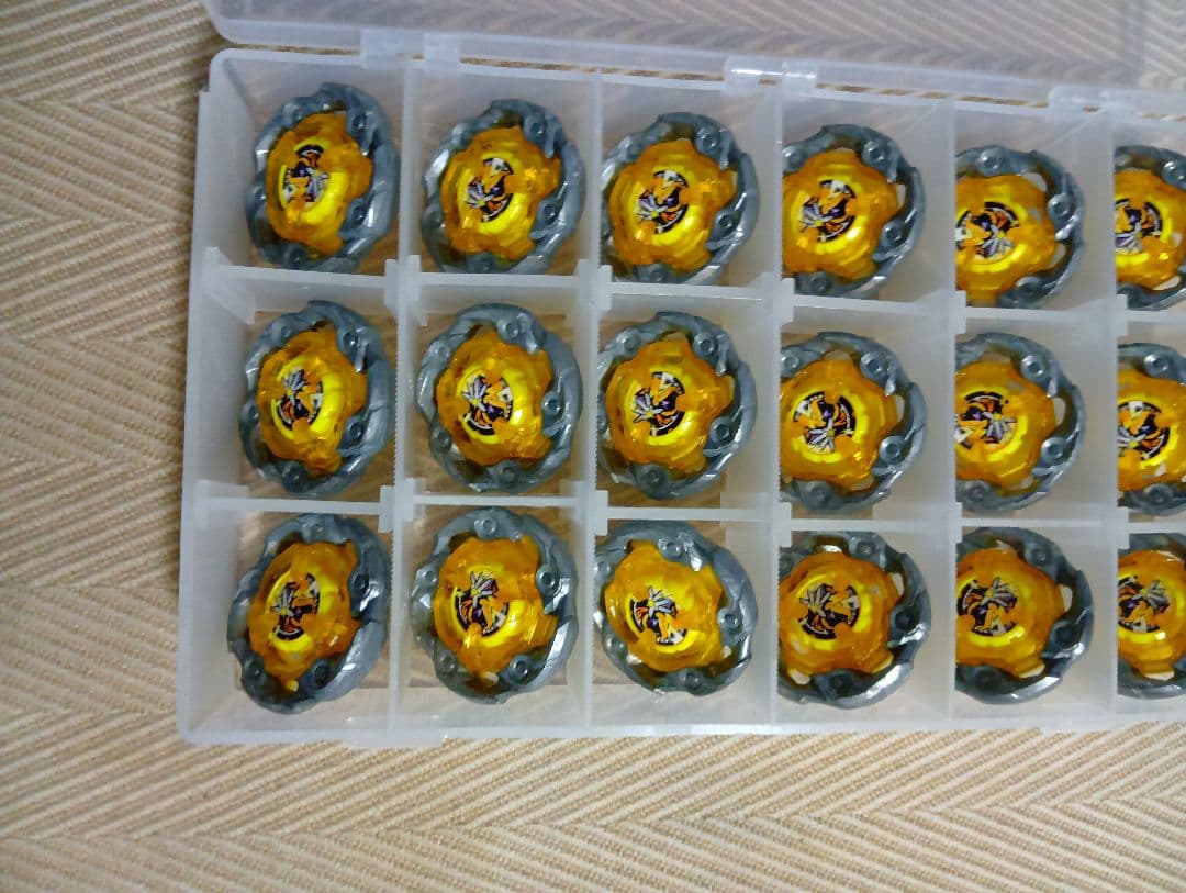 ベイブレードx　ウィザードロッド　ブレード　18個　ベイブレード