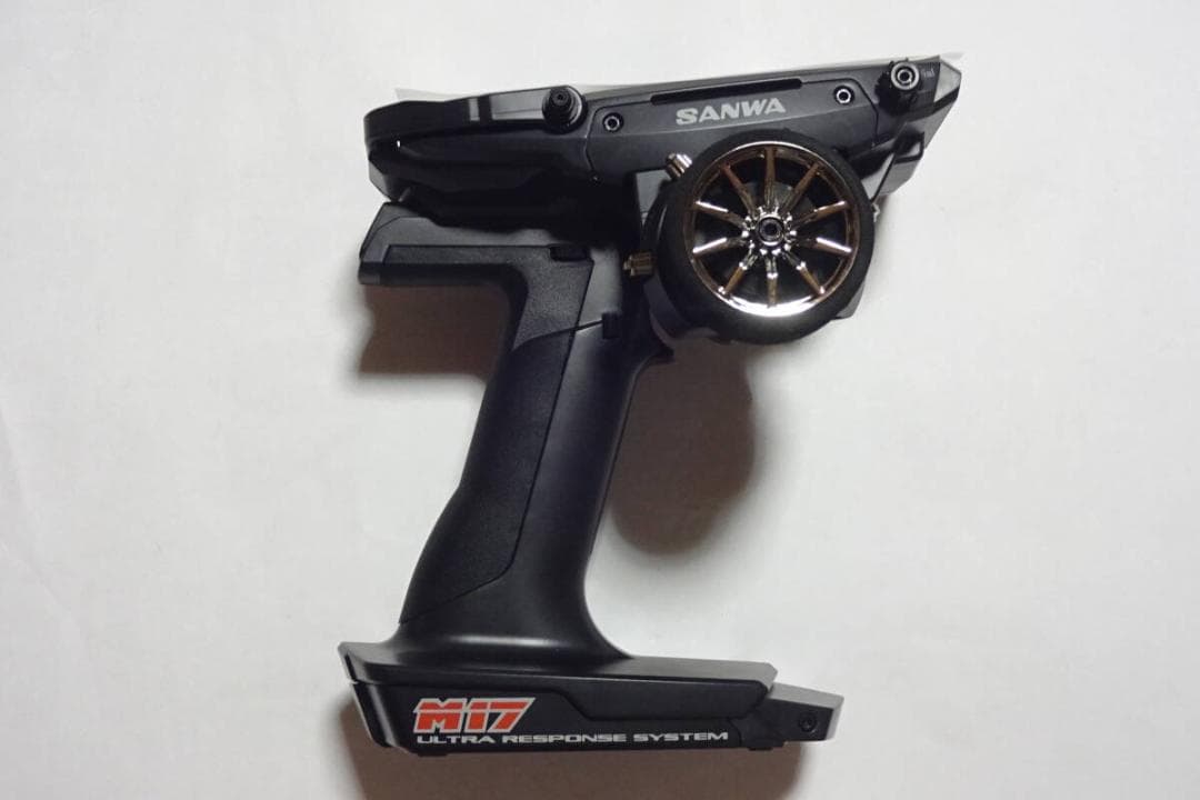新品未使用品　サンワ　M17　2.4GHz 送信機