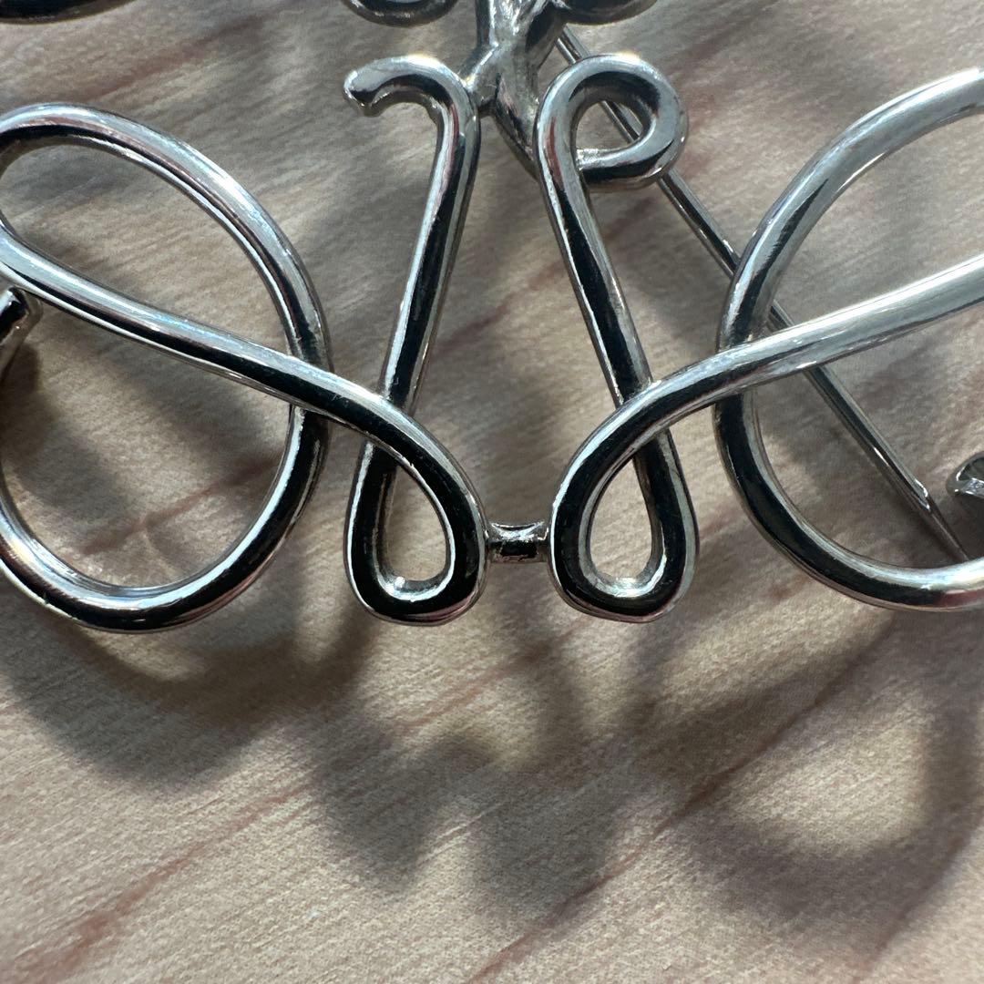 ロエベ LOEWE ブローチ