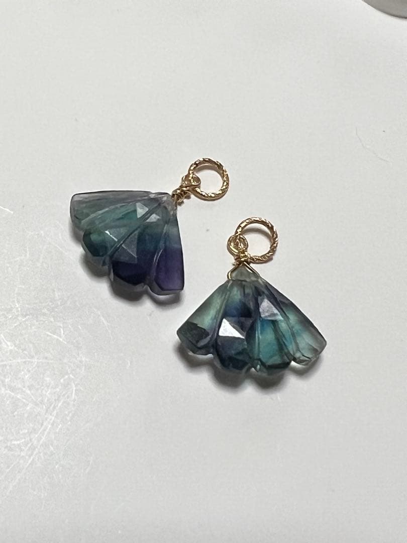 Kaya❤️ 両面別カラーアバロン　カービング　マルチフローライト14kgf