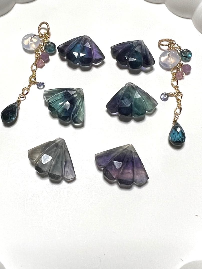 Kaya❤️ 両面別カラーアバロン　カービング　マルチフローライト14kgf