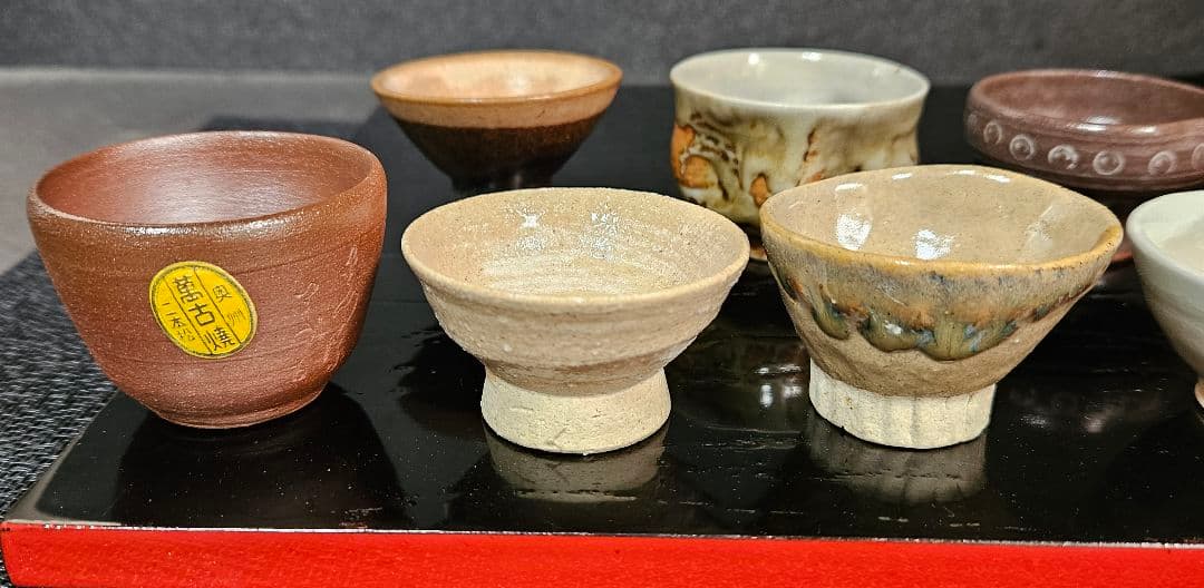 【日本の陶器】ぐい呑　盃　10客　布志名　信楽　朝日焼　三助　赤膚　二本松萬古等