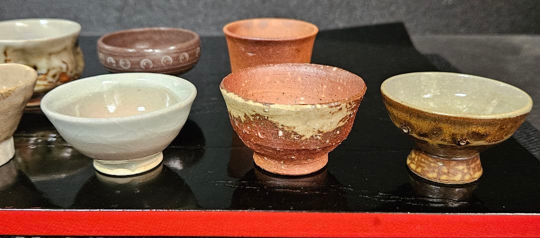 【日本の陶器】ぐい呑　盃　10客　布志名　信楽　朝日焼　三助　赤膚　二本松萬古等