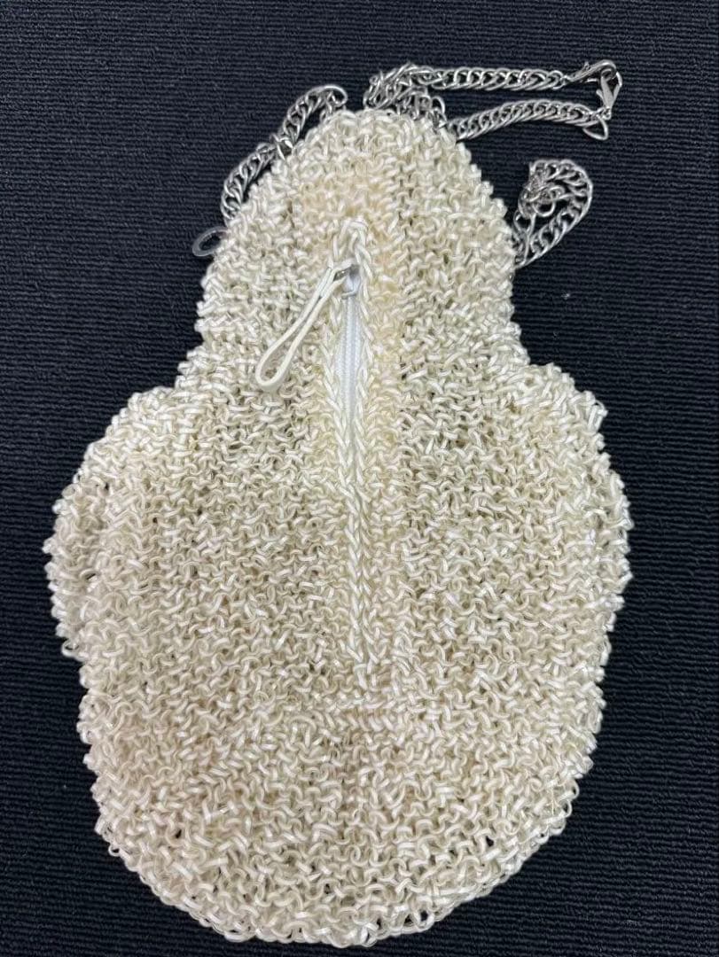 アンテプリマ　アイボリー ペンギン型 パーティーバッグ