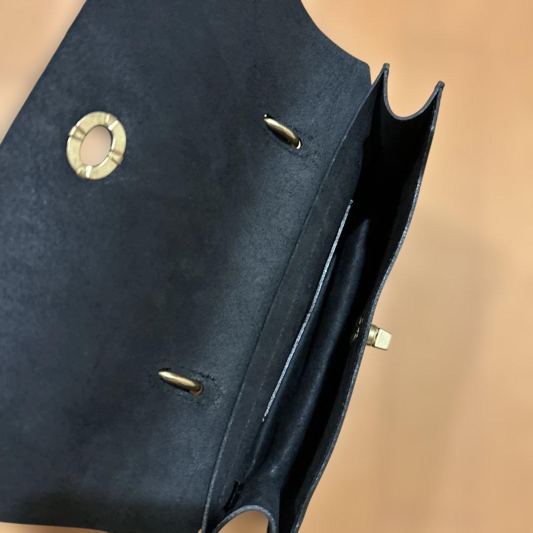 MIMI BERRYショルダーバッグ　Hebe