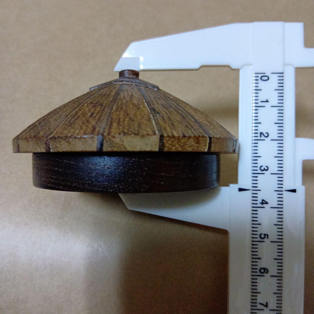 茶道具　桑彫傘香合