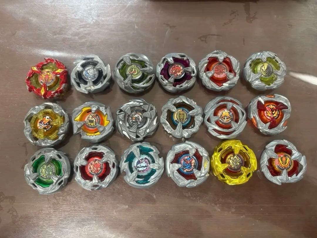 本日限定価格！ベイブレードX引退セット 収納ケース付き