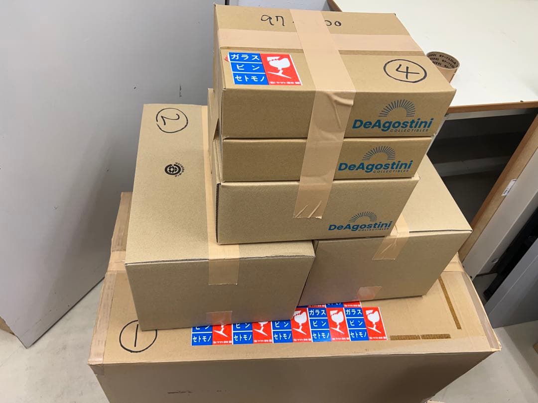 ディアゴスティーニ 週刊ナイトライダー　全号（1,80,81,82,83欠品）