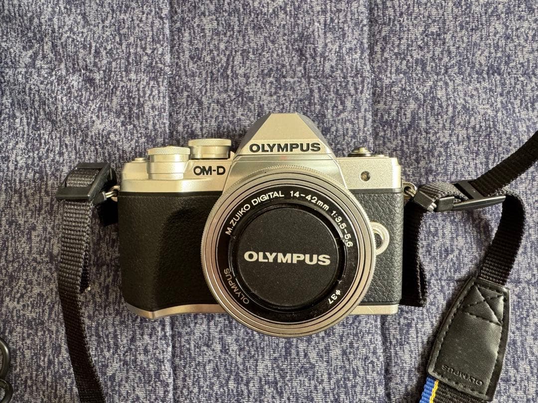 Olympus E-M10 Mark Ⅲ 一眼レフカメラ