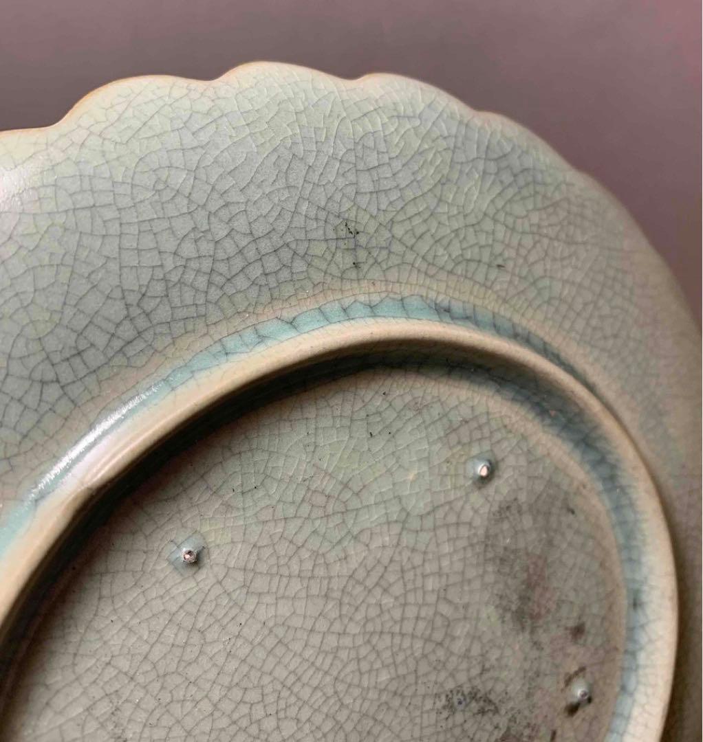 中国 花の形の皿 u6230912