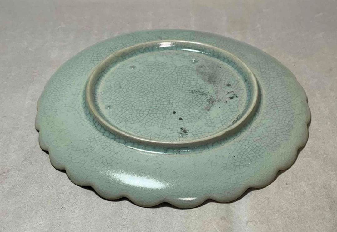 中国 花の形の皿 u6230912