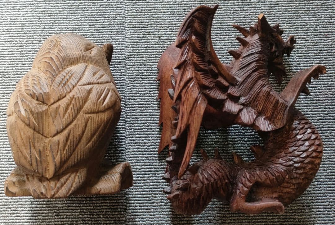 フクロウとドラゴン　不苦労　梟　　龍　竜　置物　２体セット