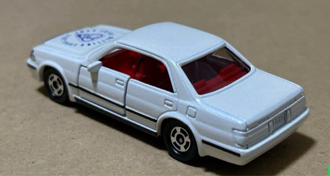 トミカ トヨタ クラウン JMAC 1994