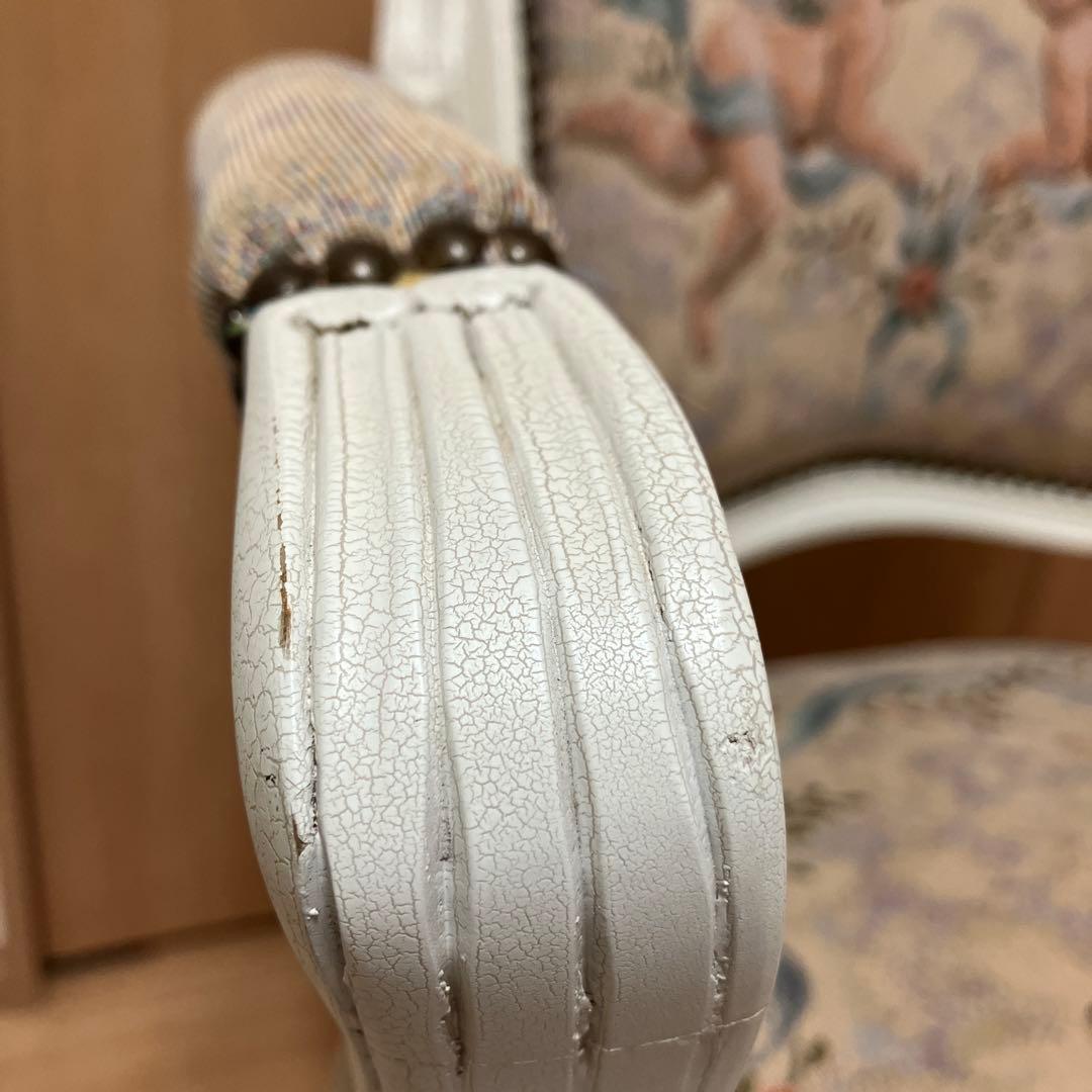 ２脚目　エンジェル　チェアー