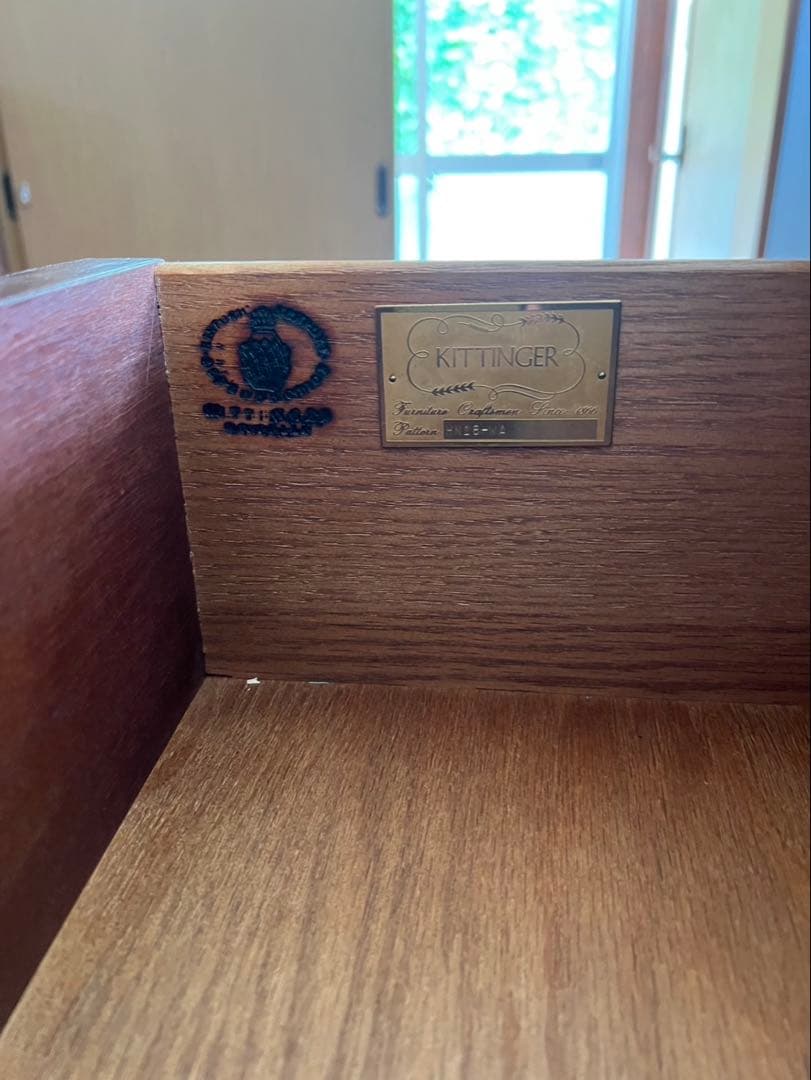 Kittinger クラシック木製チェスト 4引き出し