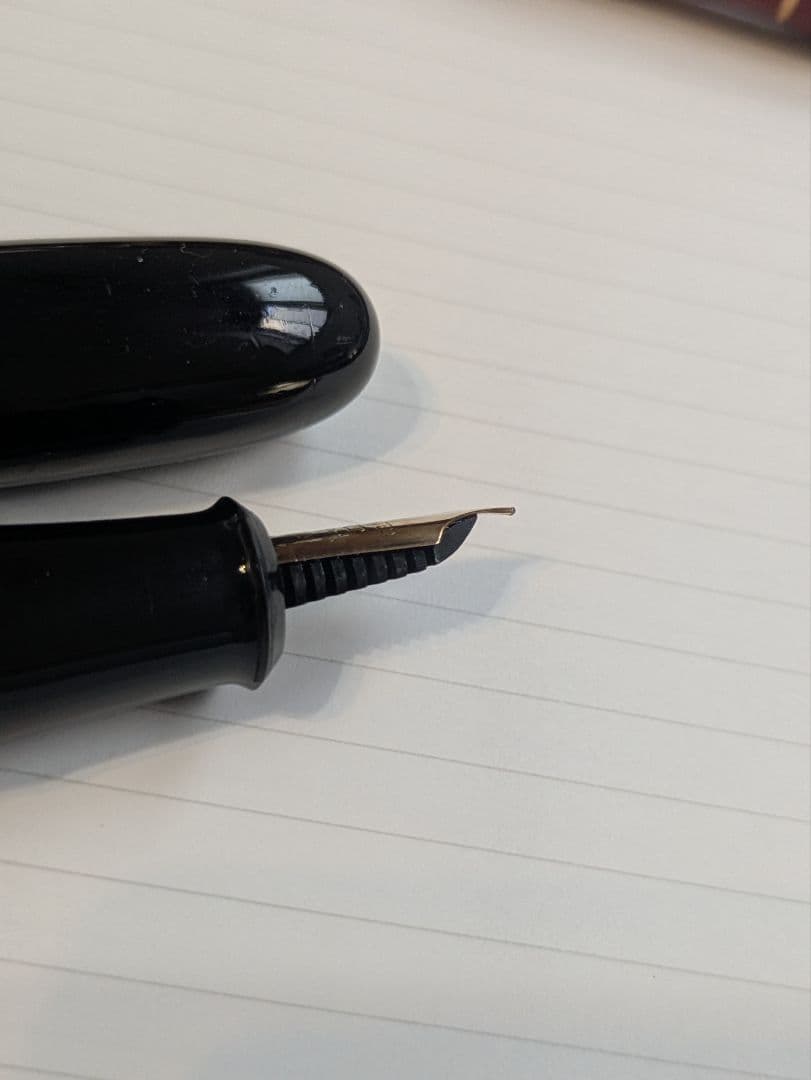 ワランテッド　WARRANTED　14KT　インク止め　エボナイト　漆　万年筆