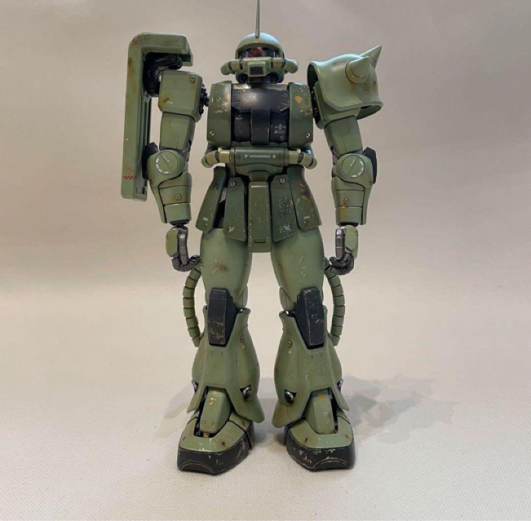 ザク　ガンプラ MG 1/100　ガンダム