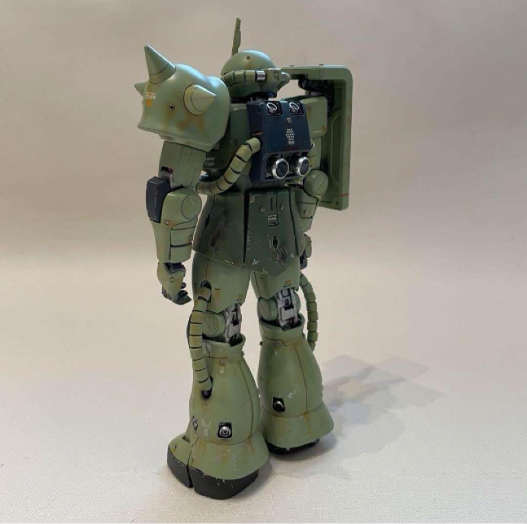 ザク　ガンプラ MG 1/100　ガンダム