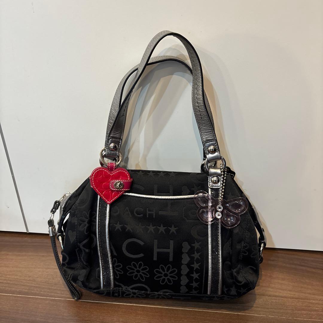 COACH ミニボストンバッグ　チャーム付き