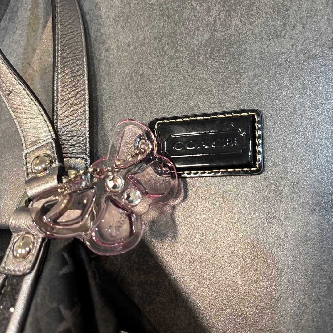 COACH ミニボストンバッグ　チャーム付き