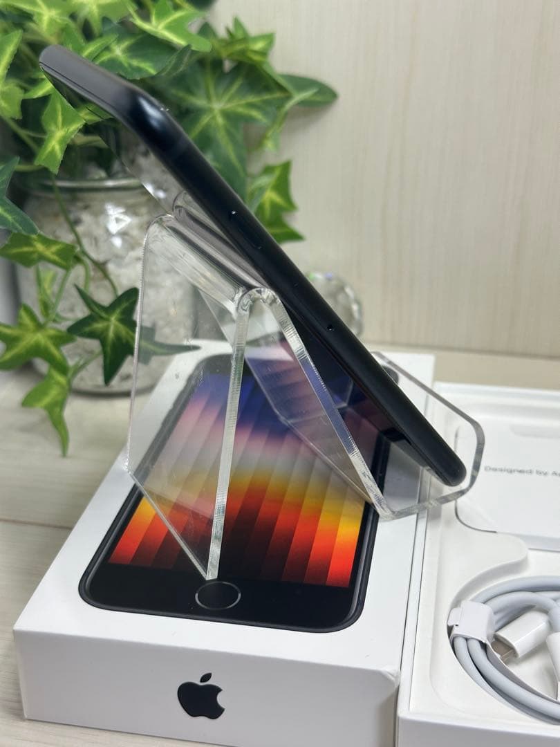 ✨iPhone SE 3 128GB SIMフリー✨超美品