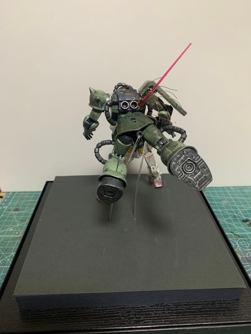 ガンダム　ザク　ジオラマ