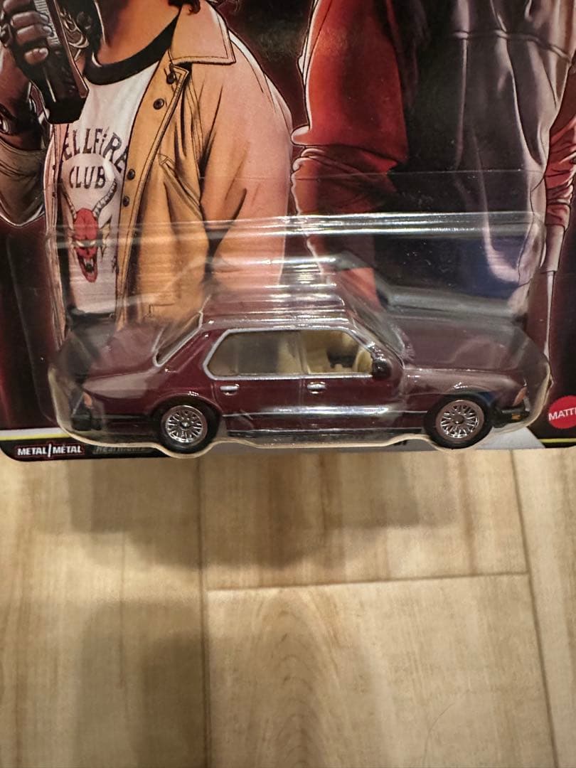 HotWheels1983 BMW 733i & ゴジラ NISSAN GT-R