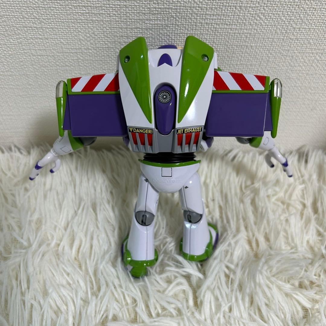 美品！バンダイ 超合金 バズライトイヤー トイストーリー