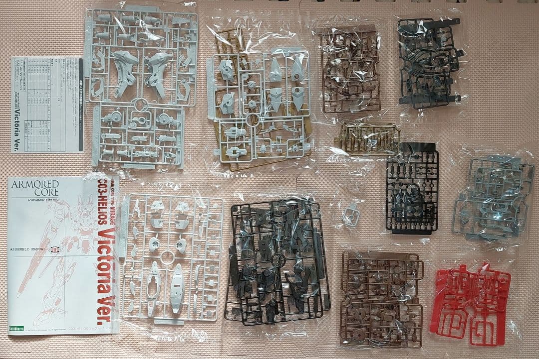 アーマードコア未組み立て4体+素組1体+オプションパーツ
