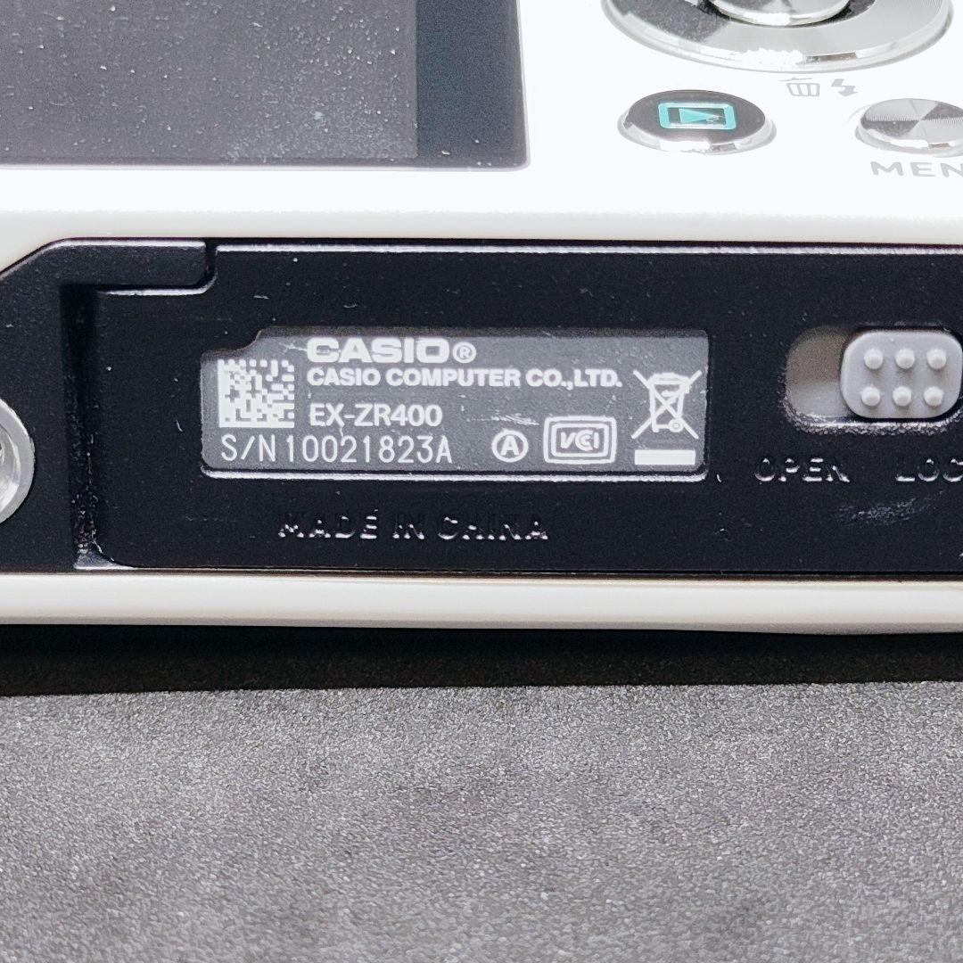 【レア ビックロ限定】CASIO EXILIM EX-ZR400 ホワイト