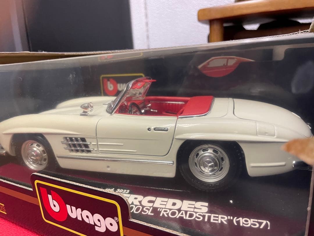 burago メルセデスベンツ　300SL ロードスター