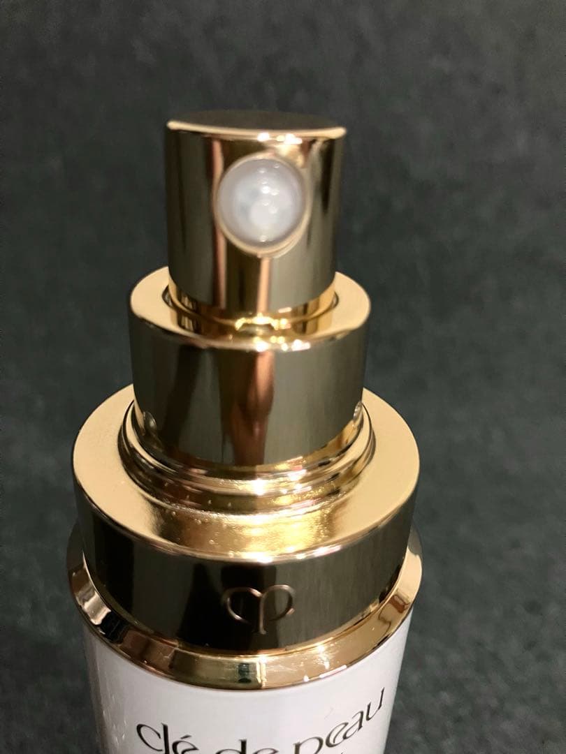 セール❗️クレ・ド・ポー ボーテ セラムエクラＳ