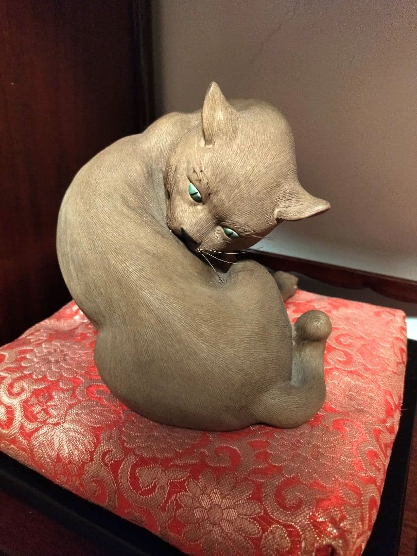 萬古焼　美術品　猫の毛づくろい