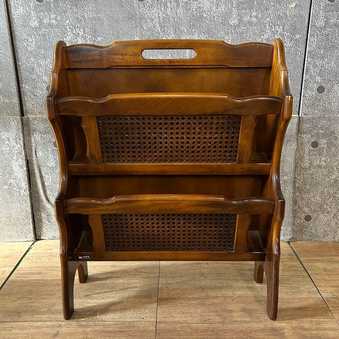 ꧁カリモク家具 karimoku꧂オールドカリモクマガジンラック 籐 ラタン