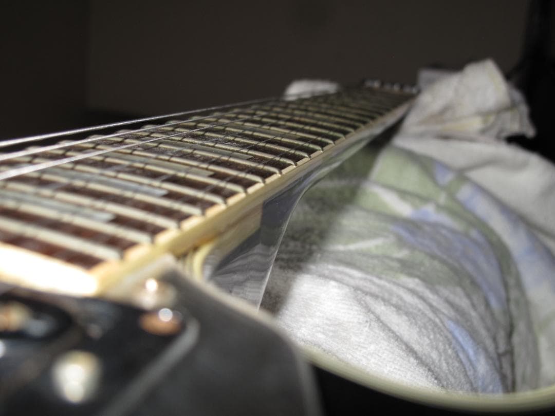 なつもり　エレキギター