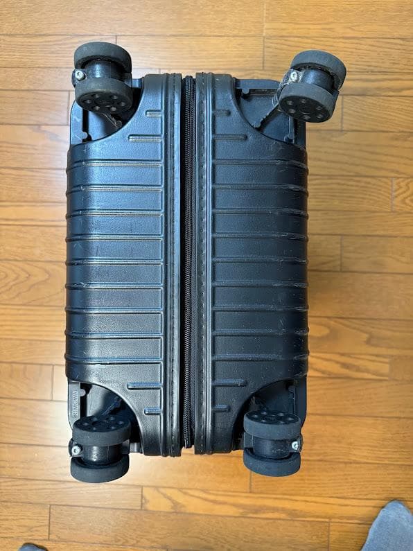 RIMOWA（リモワ） ESSENTIALキャビン３６L　マットブラック