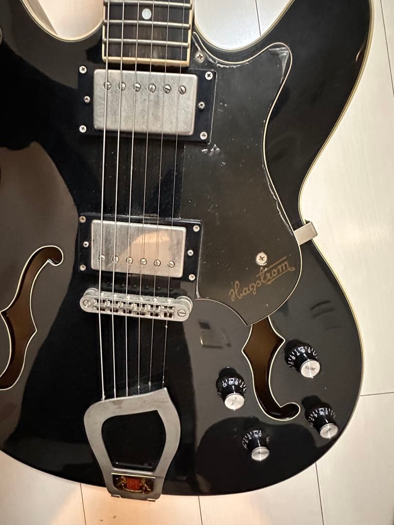 Hagstrom Viking セミアコギター＋ハードケース