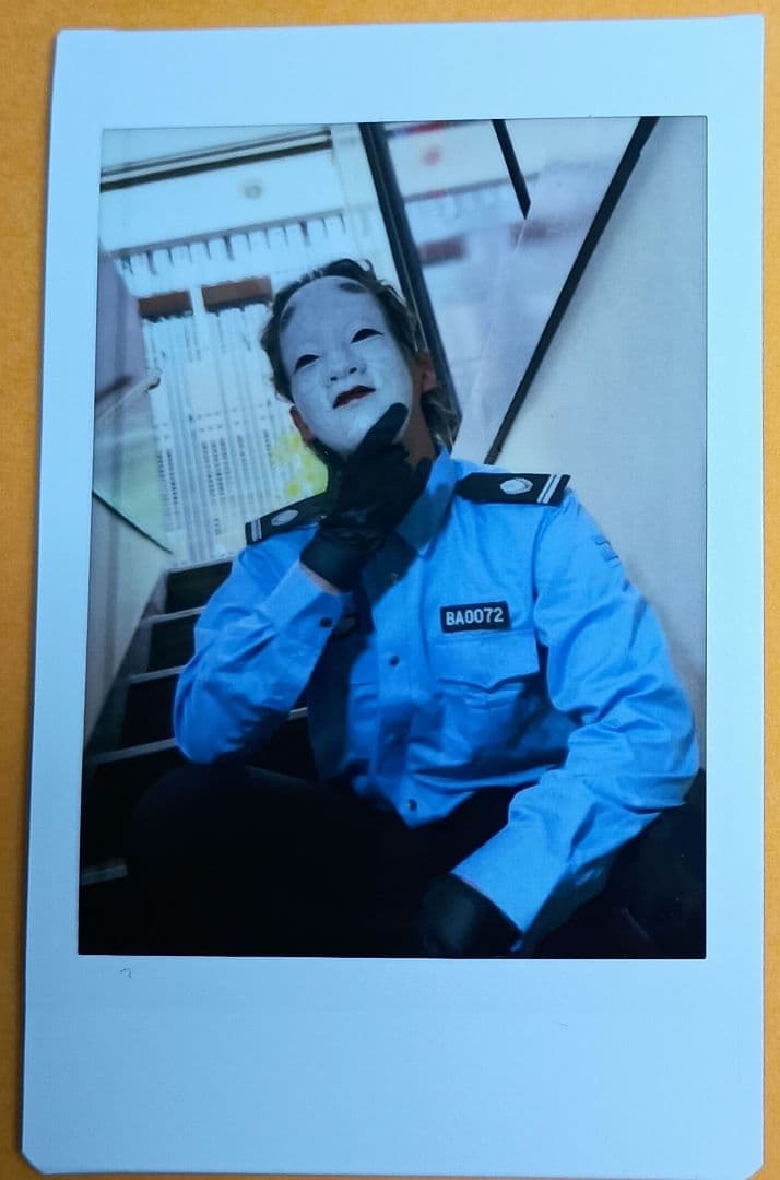 O-MENZ　チェキ　おかめ　ポリス