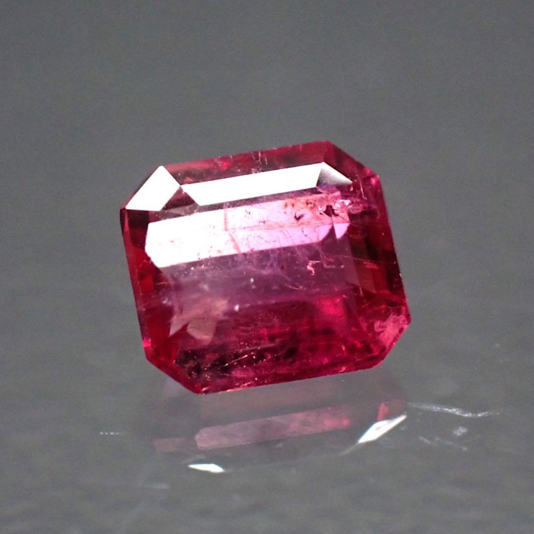 【アメリカ/ユタ産】レッドベリル