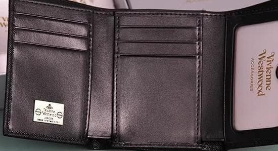 新品 ヴィヴィアン・ウエストウッド 三折財布 黒-106