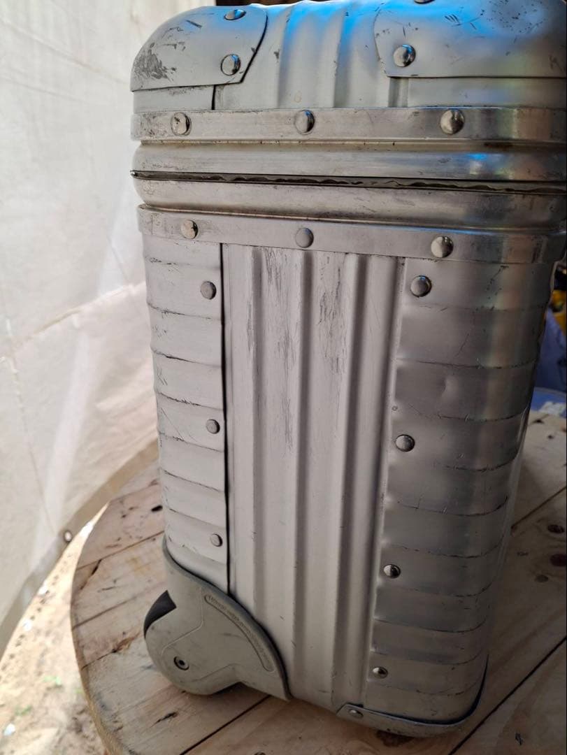 リモワ　トパーズ　パイロット　トロリー2輪