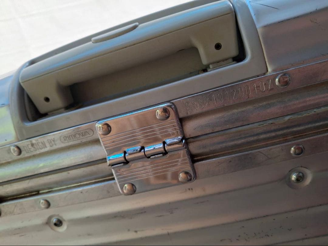 リモワ　トパーズ　パイロット　トロリー2輪