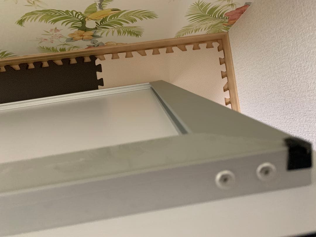 フランフラン　白い馬　現代アート作品　午年