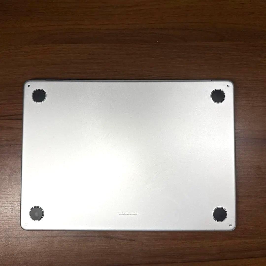 MacBookAir M2 (13インチ•メモリ16GB•256GB)