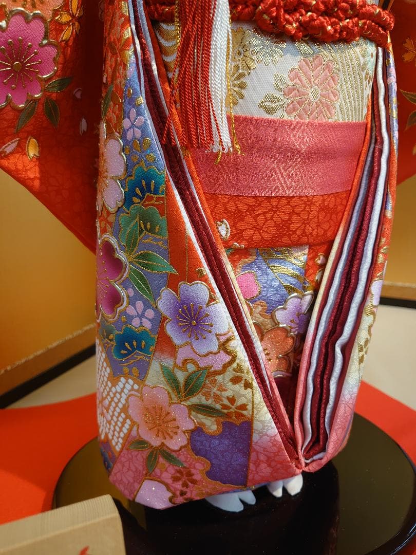 ●新品●敏光作●　市松人形　金彩衣装