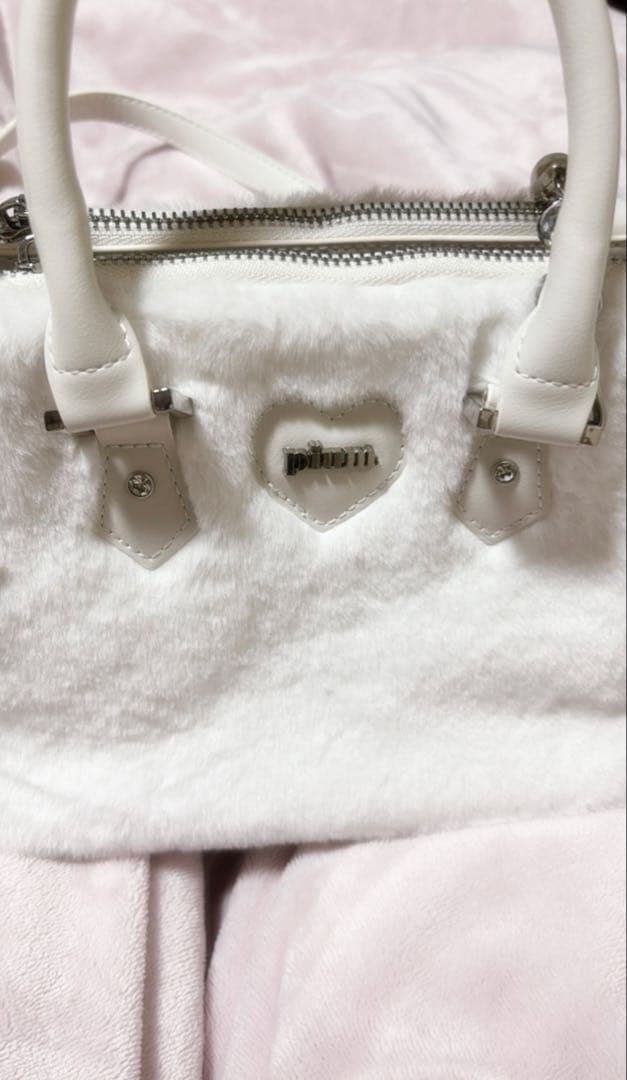 (最終値下げ)pium ビジューチェーン付きpiumハートファーバッグ