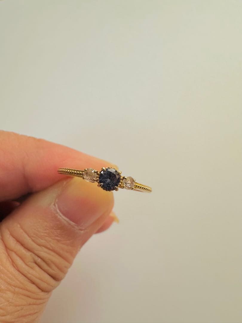 ベキリーブルーガーネット　K18ゴールドリング　13号