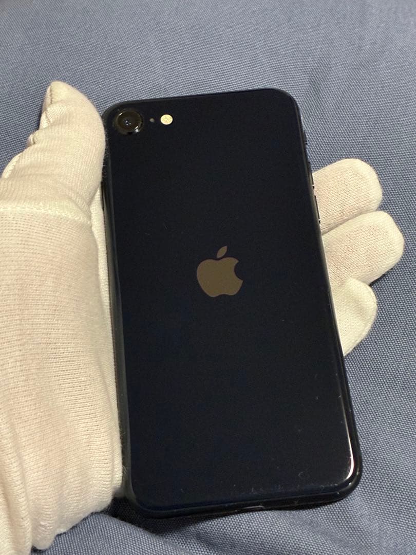 堂*大様 iPhone SE (第3世代) 128GB 本体